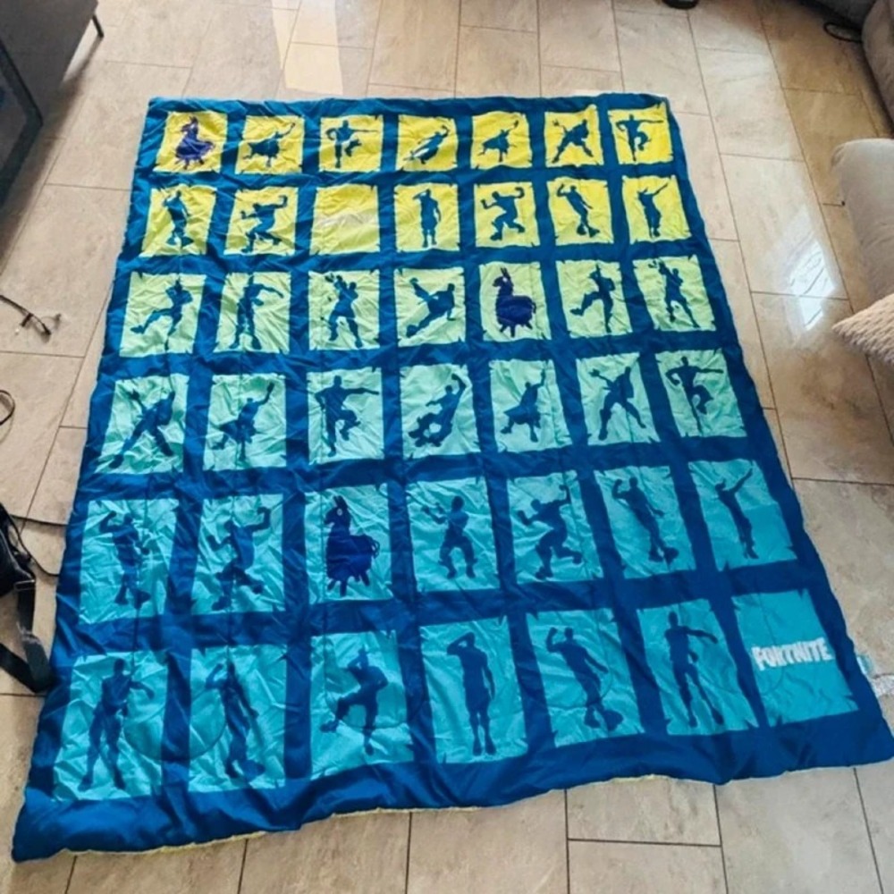 Fortnite Full Size Comforter Blue Yellow Video Game Kids Bedding Blanket
